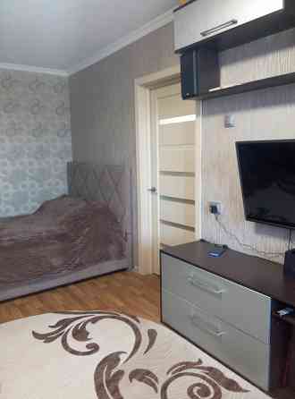 Продам 2 к . кв-у Восточный, р-он Сельпо. Мариуполь