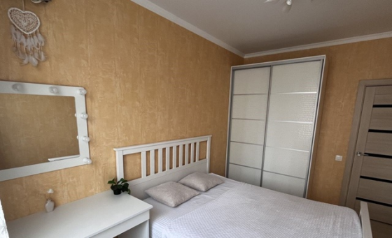 Сдается: Двухкомнатная квартира . Район: Буденновский Донецк