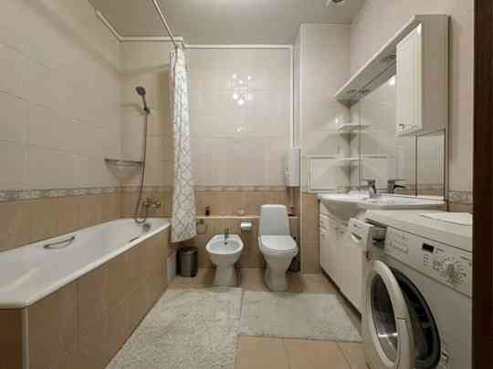 Сдаётся двухкомнатная квартира , Ленинский район Донецк