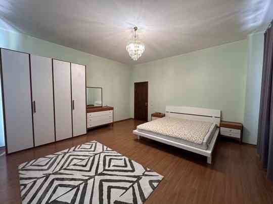 Сдаётся двухкомнатная квартира , Ленинский район Донецк