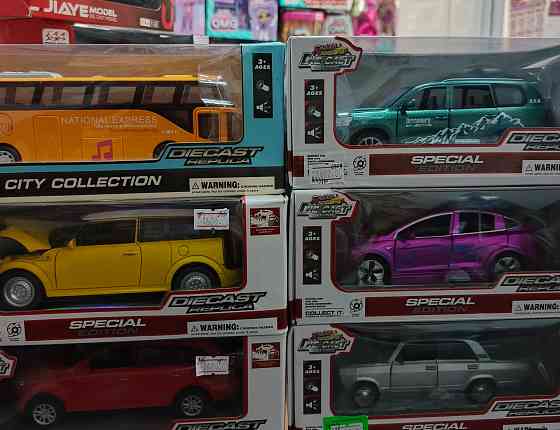 Машинки металлические Кинсмарт Kinsmart Велли Донецк