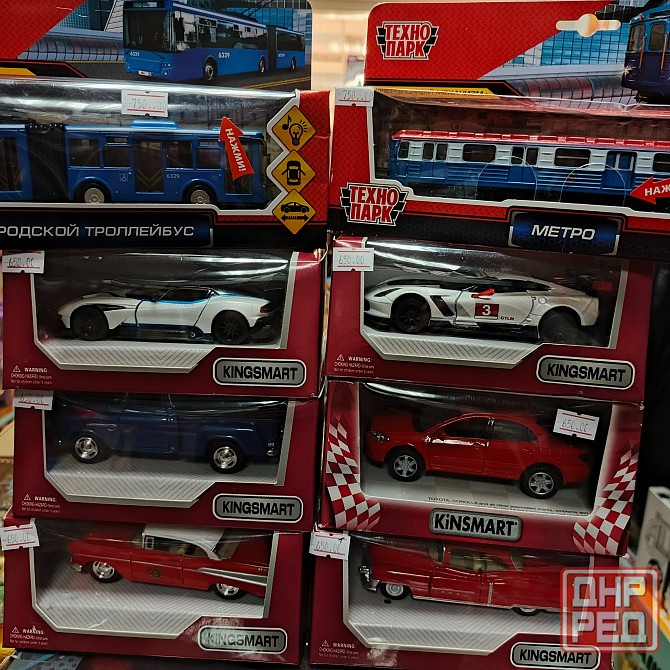 Машинки металлические Кинсмарт Kinsmart Велли Донецк - изображение 7