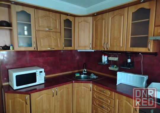 Сдаю двухкомнатную квартиру 60.0 м² этаж 3/9 город Донецк. Буденновский район Донецк - изображение 1