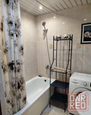 Сдаю двухкомнатную квартиру 60.0 м² этаж 3/9 город Донецк. Буденновский район Донецк - изображение 3