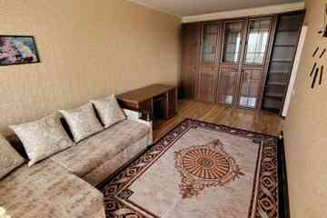 Сдаю однокомнатную квартиру 40.0 м² этаж 6/10 город Донецк, Буденновский район Донецк