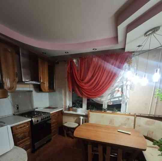 Сдаю двухкомнатную квартиру 56.0 м² этаж 6/9 город Донецк, Ленинский район Донецк
