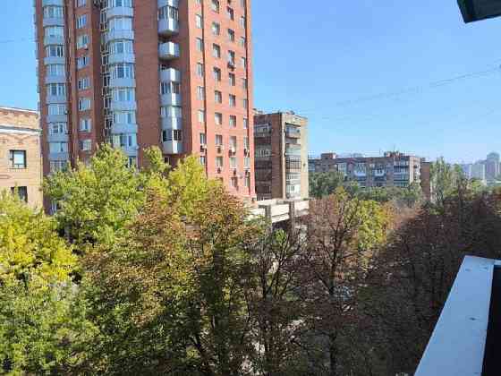 родается 3х. комн квартира в Центре , рядом площадь Ленина, просп. Комсомольский Донецк