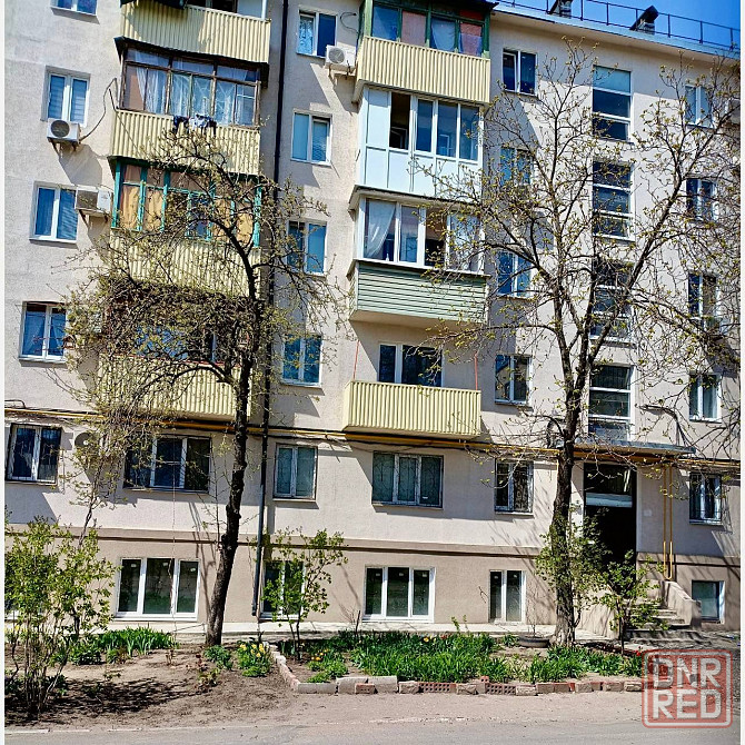 Продаётся 1 комнатная квартира в самом центре Ильичевского района Мариуполь - изображение 1