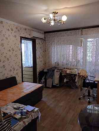 продам 3 комнатную квартиру Мариуполь