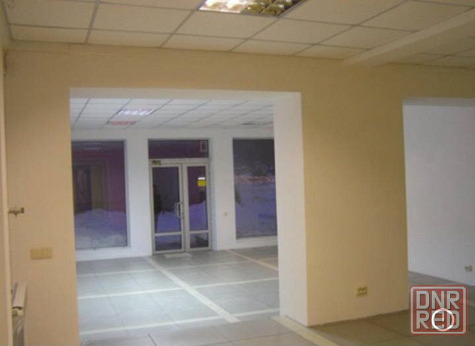 Торговое помещение, 103 кв.м., 14 000 000 Первый этаж 5 этажного кирпичного дома. Донецк - изображение 2