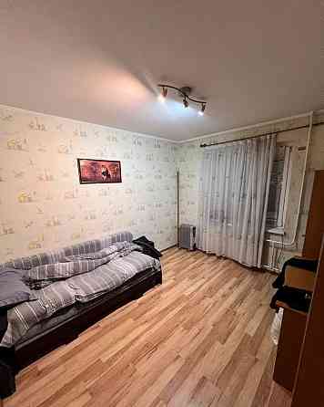 Сдаю двухкомнатную квартиру 50.0 м² этаж 3/9 город Донецк, Пролетарский район, улица Щетинина. Донецк