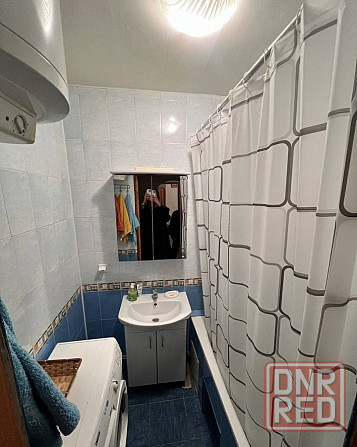 Сдаю двухкомнатную квартиру 50.0 м² этаж 3/9 город Донецк, Пролетарский район, улица Щетинина. Донецк - изображение 3