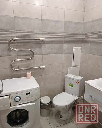 Сдаю однокомнатную квартиру 42.0 м² этаж 2 город Донецк, Ворошиловский район, улица Щорса Донецк - изображение 6