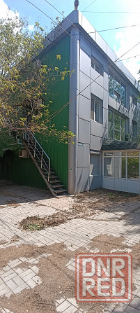 Сдам отдельностоящее офисное здание общей площадью 340 м². Кабинетная система Мебель Ремонт Парковка Донецк - изображение 1