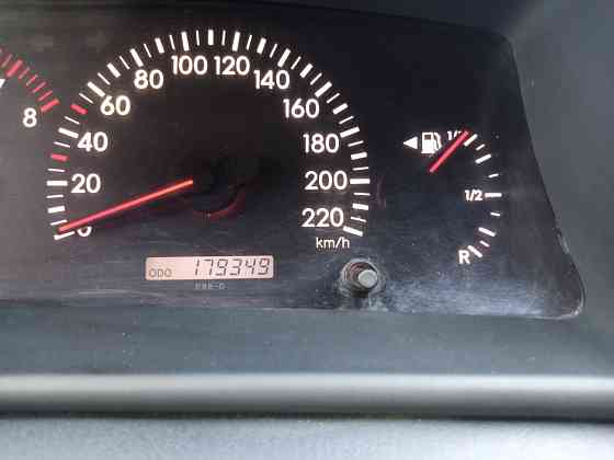 Тойота королла 2005 год 1.6 автомат Донецк