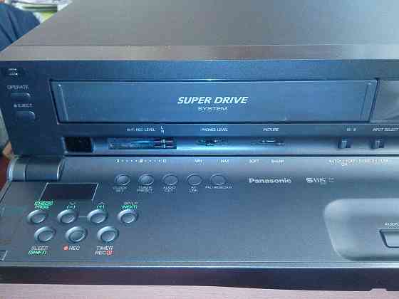 Видеомагнитофон Panasonic NV-HS800EE. S-VHS HI-FI стерео Донецк