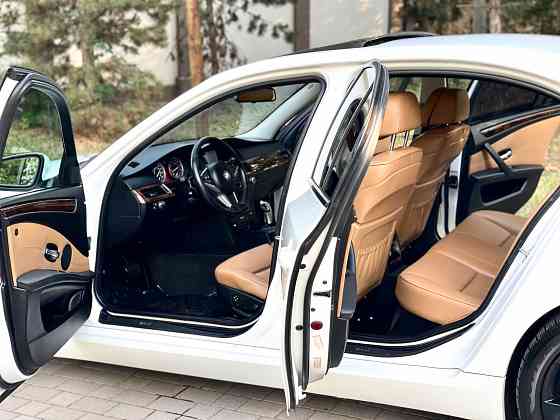 Е60 306 сил в стоке задний привод 535i 1 владелец Донецк