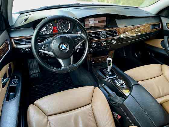 Е60 306 сил в стоке задний привод 535i 1 владелец Донецк