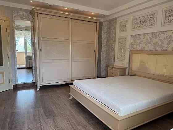 3-х комнатная квартира класса-люкс с видом на море Мариуполь