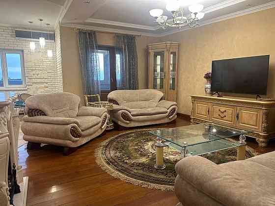3-х комнатная квартира в элитном доме в центре города Мариуполь