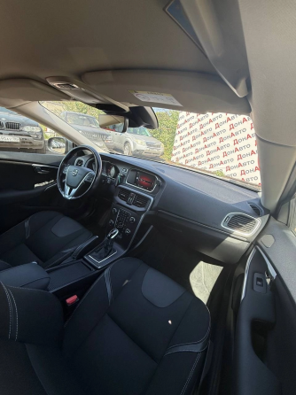 Продам Volvo v40 Донецк