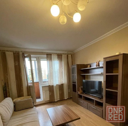 Сдаю однокомнатную квартиру 38.0 м² этаж 6/9 город Донецк, Калининский район Донецк - изображение 1