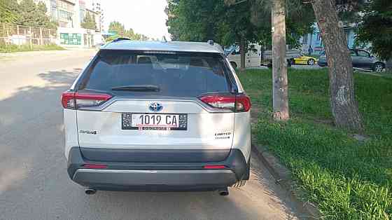 Продаю Тойота RAV4 Гибрит год 2021 лиметет комплектация цвет кузова белый жемчуг Донецк