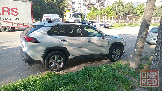 Продаю Тойота RAV4 Гибрит год 2021 лиметет комплектация цвет кузова белый жемчуг Донецк - изображение 3