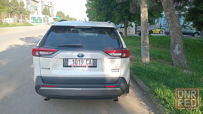 Продаю Тойота RAV4 Гибрит год 2021 лиметет комплектация цвет кузова белый жемчуг Донецк - изображение 4
