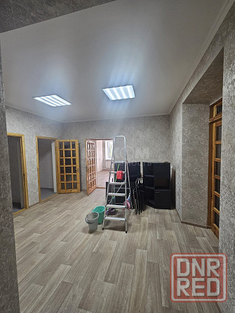 Продам Офисное Помещение 171.2 м2 в городе Луганск улица Ленина Луганск - изображение 2