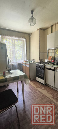 Продам 2 ком. кв-ру Центр Гвардейки Макеевка - изображение 1