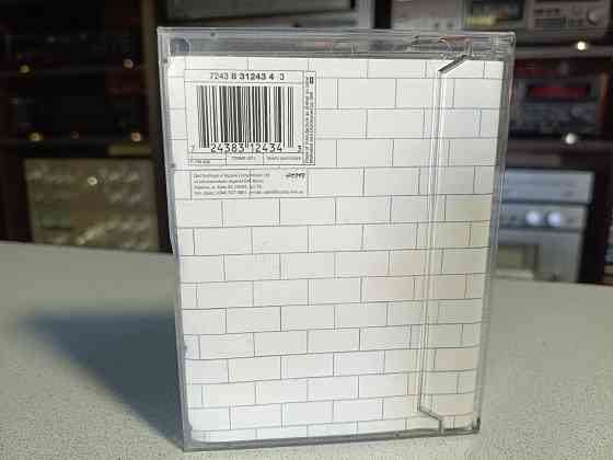 Аудиокассеты бокс 2 шт. Pink Floyd -The Wall. Донецк