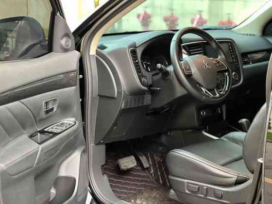 Mitsubishi Outlander 2021 2.0 Донецк
