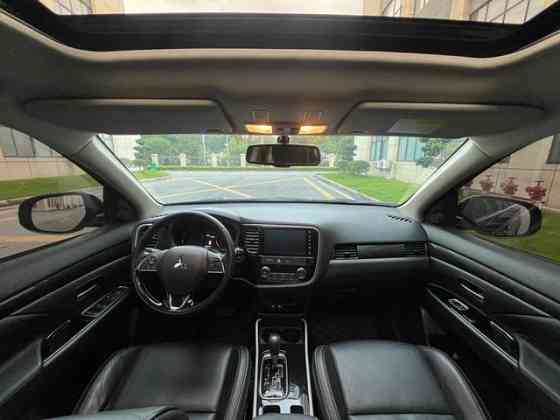 Mitsubishi Outlander 2021 2.0 Донецк