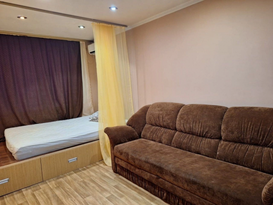 Продажа 2-х комнатной квартиры в Центрально-Городском районе г. Макеевка, кв-л Гвардейский Макеевка