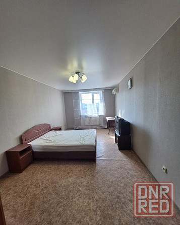 Сдаю однокомнатную квартиру 42.0 м² этаж 6/9, город Донецк, Ворошиловский район Донецк - изображение 3