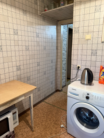 Продам 3комнатную квартиру по ул. Коммунаров Кировский р-н г. Донецка Донецк