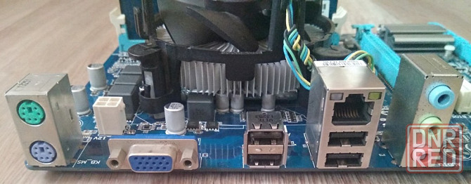 Gigabyte GA-H61M-S1 Socket 1155 + DDR3 4+4Gb 1600MHz + Intel Core i3-2100 3.1 GHz + кулер - комплект Донецк - изображение 3