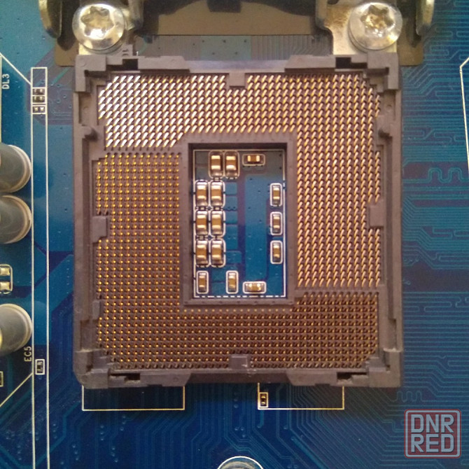 Gigabyte GA-H61M-S1 Socket 1155 + DDR3 4+4Gb 1600MHz + Intel Core i3-2100 3.1 GHz + кулер - комплект Донецк - изображение 4