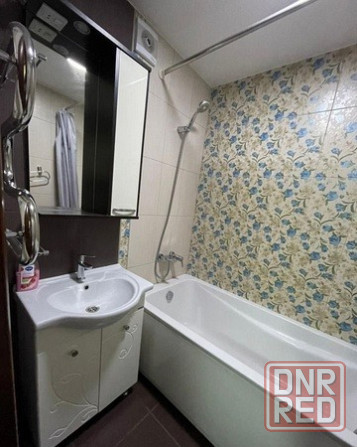 Сдаю однокомнатную квартиру 41.0 м² этаж 8/9 город Донецк, Пролетарский район Донецк - изображение 3