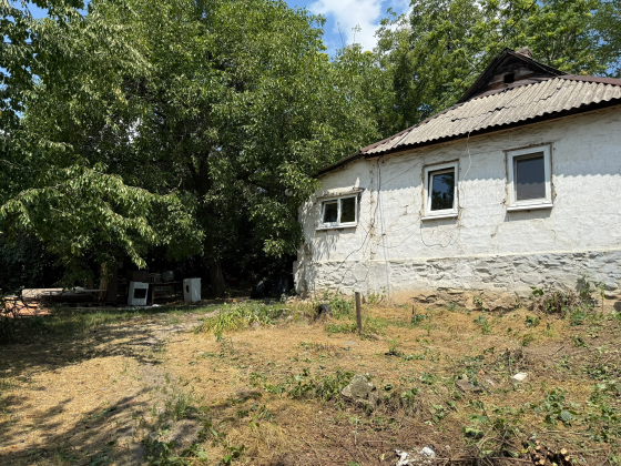 Продам дом на пр. Одинцова в Куйбышевском р-не г. Донецка возле Азотного Донецк