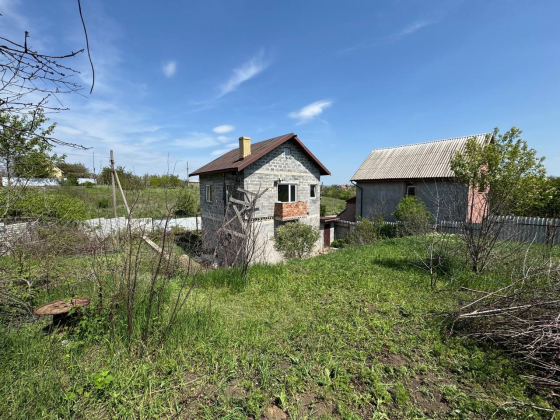 Продам двухэтажный дом в садовом товариществе «Звезда-2» в Ленинском р-не г. Донецка Донецк