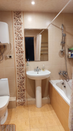 Продам 3комнатную квартиру по ул. Щетинина (возле автостанции) в Пролетарском р-не г. Донецка Донецк
