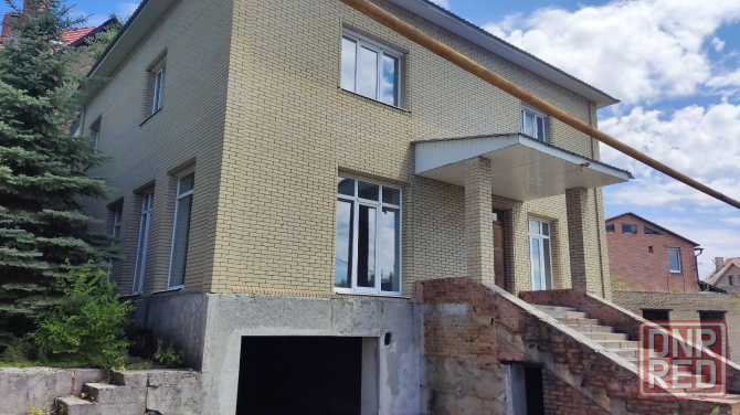 Продам дом площадью 407,7кв.м в коттеджном поселке в Киевском р-не г. Донецка возле донецк-Сити Донецк - изображение 1