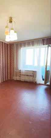 Продам 3-х комн 75 м² в Калининском р-не. Чешка. Холл. Лоджия. Донецк