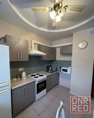 Сдаю однокомнатную квартиру 40.0 м² этаж 3/5, город Донецк, Ленинский район Донецк - изображение 1