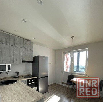 Сдаю двухкомнатную квартиру 61.0 м² этаж 8/10 город Донецк, Ворошиловский район Донецк - изображение 1