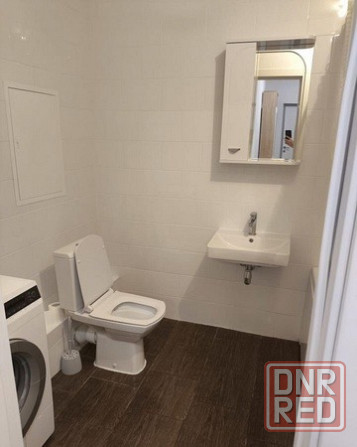 Сдаю двухкомнатную квартиру 62.0 м² этаж 2/9 город Донецк, Кировский район Донецк - изображение 2