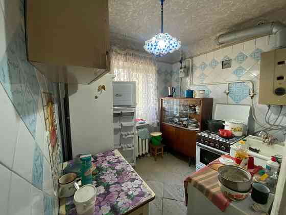 2-комн. квартира + гараж ост.Школа Макеевка