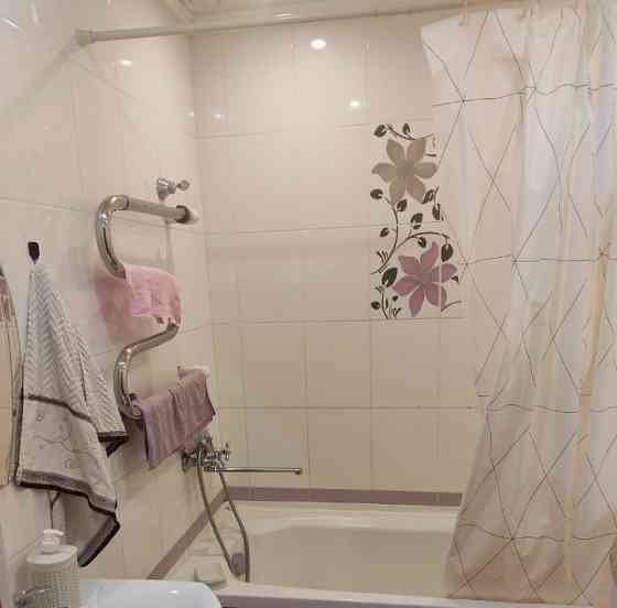 Сдается просторная двухкомнатная квартира, площадь 58кв.м, 4 этаж из 5! Донецк